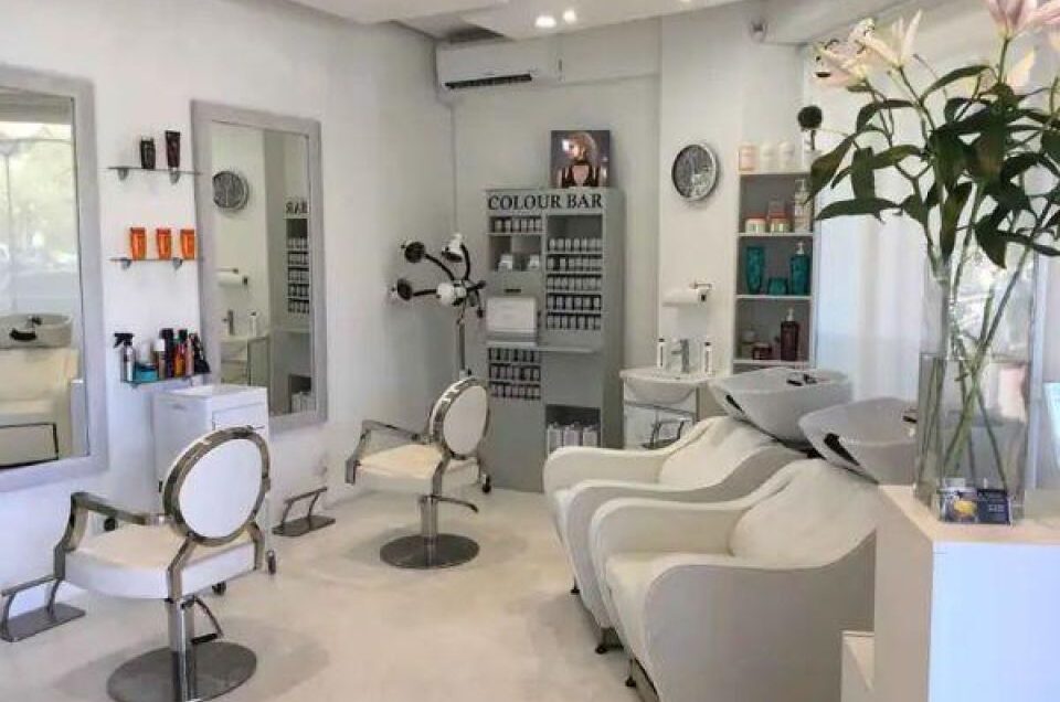 Hair Dressing Salon (Western Cape, Hout Bay)