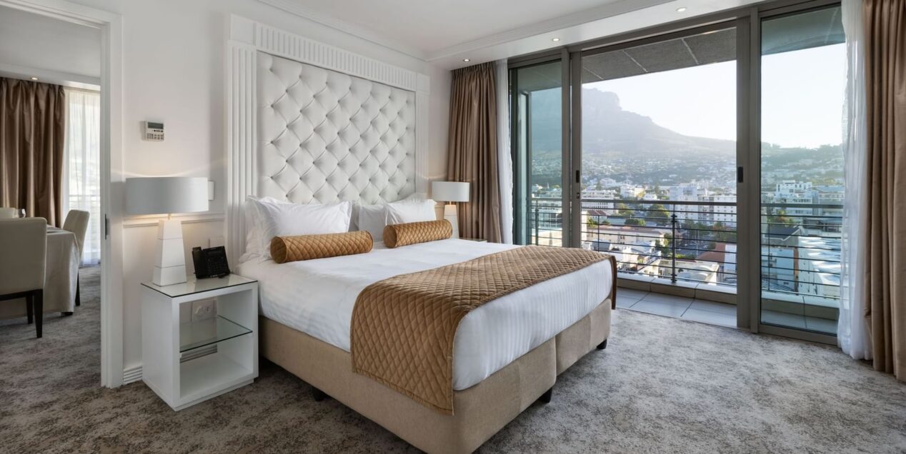 Shares for sale in 5-star hotel in Cape Town